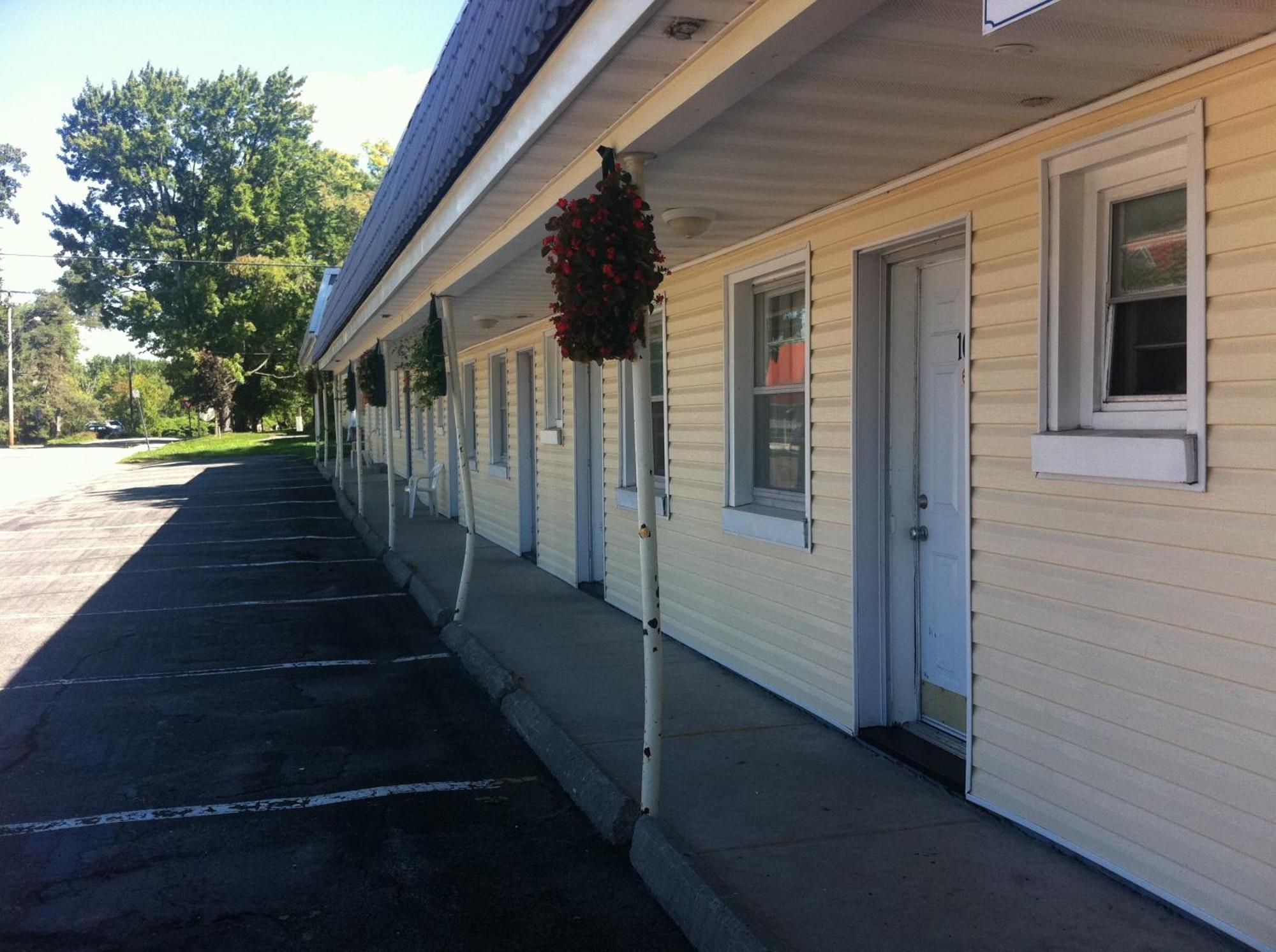 Bracebridge Inn Exterior photo