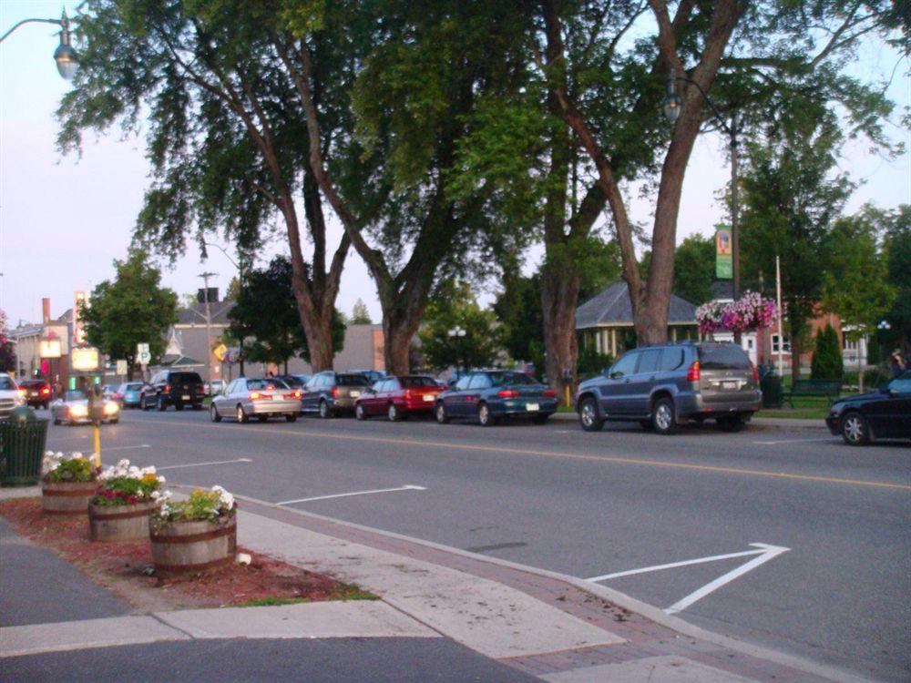 Bracebridge Inn Exterior photo